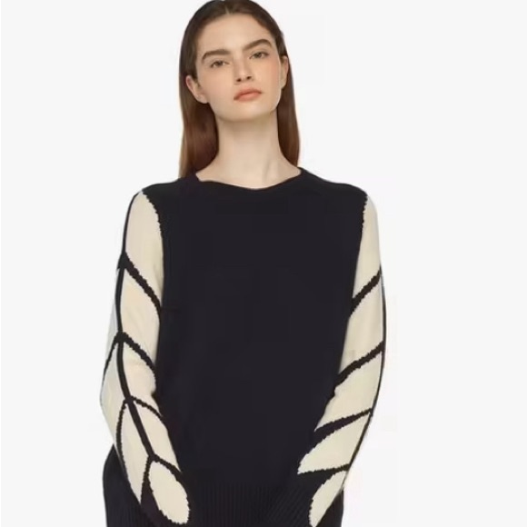 MCMclassy tote. Lightweight tote bag in Visetos monogram canvas andnappa leather - Picture 12 of 12